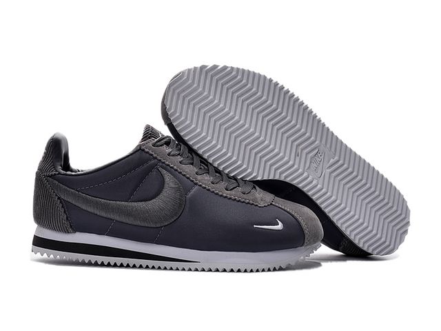 Zapatillas nike modelo cortez