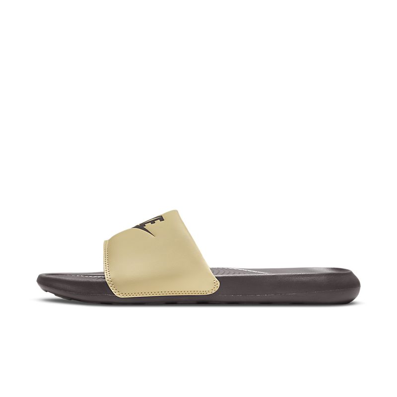 Zapatillas nike modelo sandalia